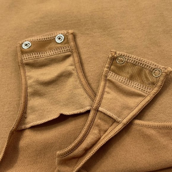 SKIMS Essential Crew Neck Sleeveless Bodysuit NEW Camel XXS/XS - Picture 9 of 13